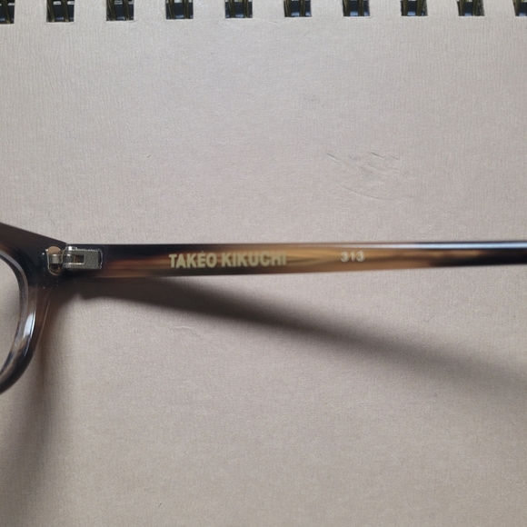 Japanese Tortoiseshell Glasses - Picture 3 of 5